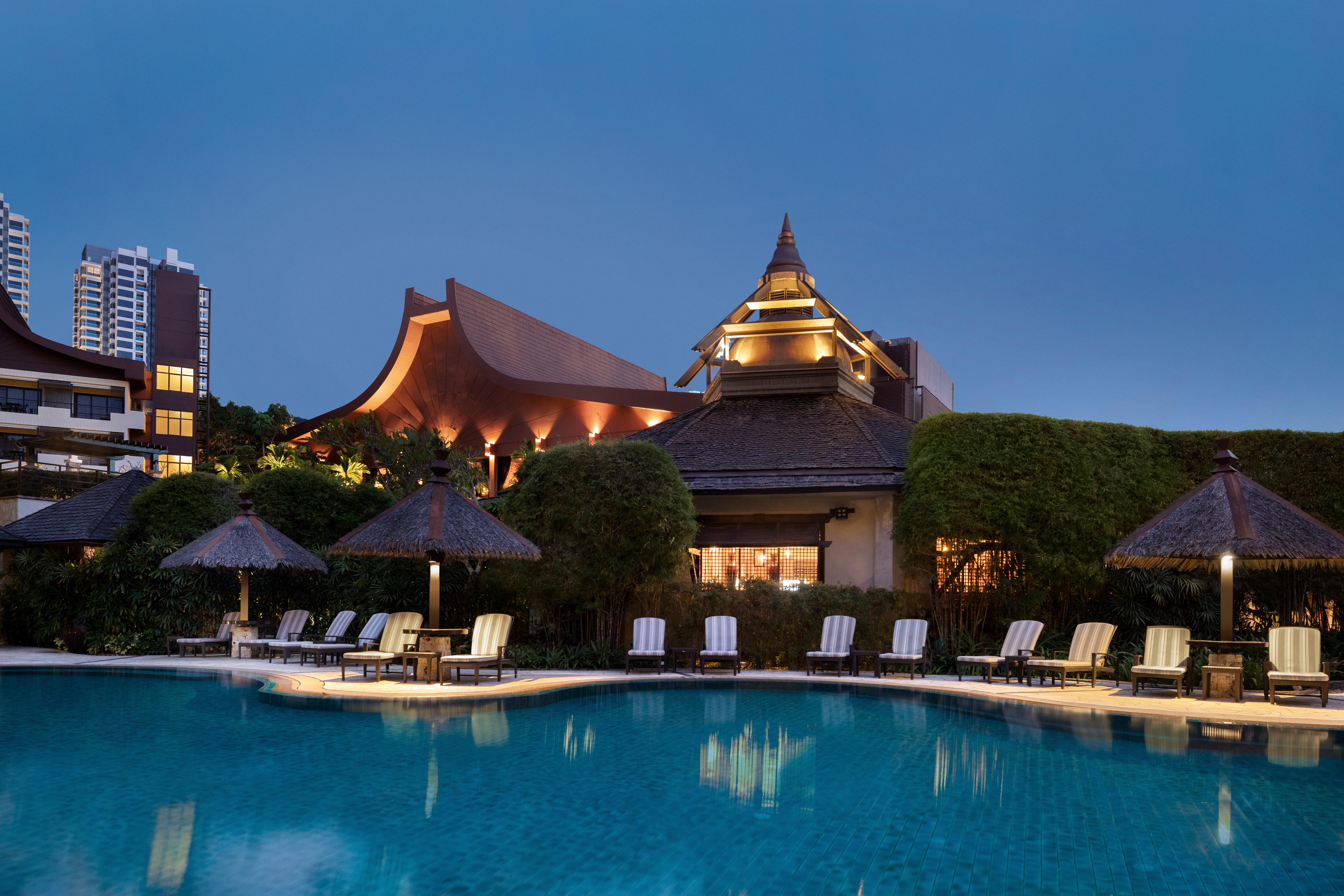 Shangri-La Rasa Sayang, Penang Batu Feringgi Exterior foto The swimming pool at the hotel